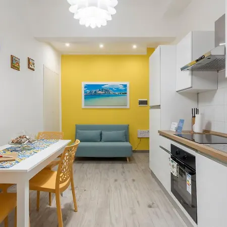 Orleans Apartment *